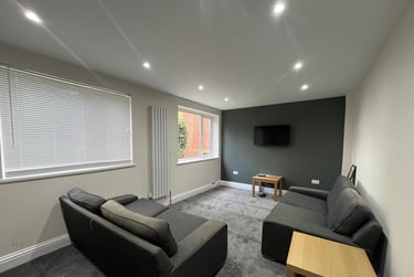 6 bed house, Ferens Close, Claypath, Durham, DH11JX - Image 2