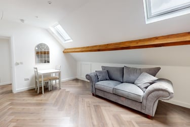 2 bed house, The Grove, Lenton, Nottingham, NG71HA - Image 1