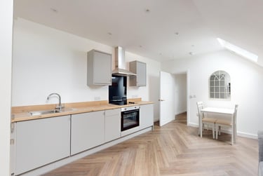 2 bed house, The Grove, Lenton, Nottingham, NG71HA - Image 3