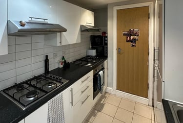 7 bed house, Hirwain Street, Cathays, Cardiff, CF244JG - Image 6
