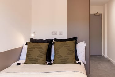 Standard Ensuite - Image 1