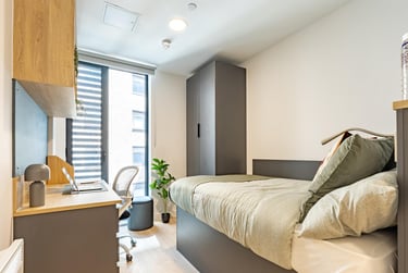 Premium Plus Ensuite - Image 1