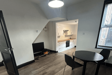 3 bed house, Henley Villas, Newland, Hull, HU51AU - Image 3