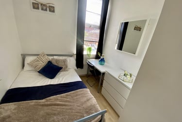 5 bed house, Clough Road, Highfield, Sheffield, S14TB - Image 10