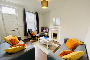 5 bed house, Clough Road, Highfield, Sheffield, S14TB - Image 3