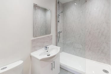 4 bed house, Kingfisher Way, City Centre, Loughborough, LE113NF - Image 4