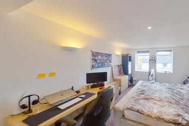 4 bed house, Nottingham, Lace Market, NG71DJ - Image 2