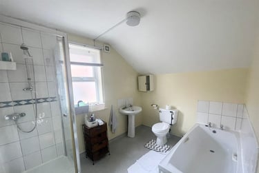 5 bed house, Teversal Avenue, Radford, Nottingham, NG71PX - Image 8