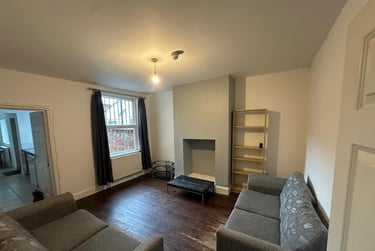 6 bed house, Grove Road, Lenton, Nottingham, NG71HJ - Image 5