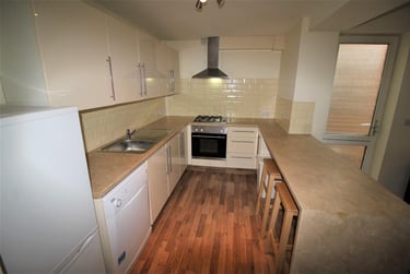 5 bed house, Maxwell Close, Lenton, Nottingham, NG71SN - Image 1