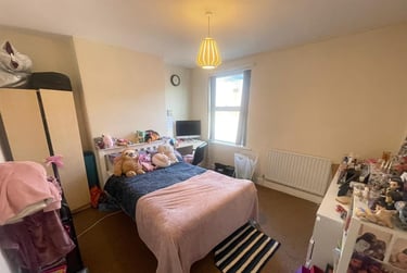 4 bed house, Midland Avenue, Lenton, Nottingham, NG72FD - Image 1