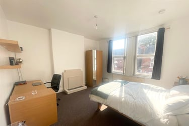 5 bed house, Church Avenue, Lenton, Nottingham, NG72EW - Image 3