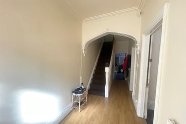 5 bed house, Church Avenue, Lenton, Nottingham, NG72EW - Image 4