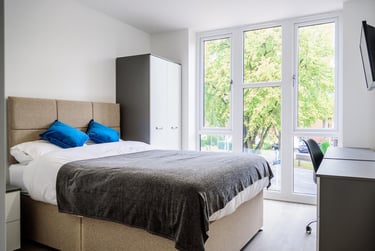 8 bed house, Queens Road East, Lenton Abbey, Nottingham, NG92LD - Image 6