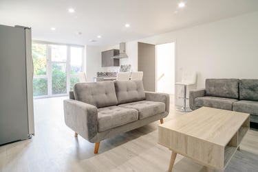 6 bed house, Queens Road East, Lenton Abbey, Nottingham, NG92LD - Image 6