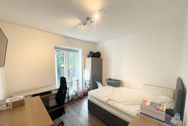 6 bed house, Queens Road East, Lenton Abbey, Nottingham, NG92GN - Image 4
