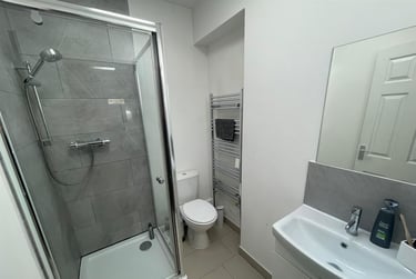 6 bed house, Queens Road East, Lenton Abbey, Nottingham, NG92GN - Image 9