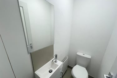 6 bed house, Queens Road East, Lenton Abbey, Nottingham, NG92GN - Image 11