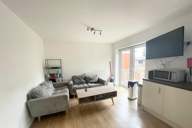 6 bed house, Middle Street, Beeston, Nottingham, NG92AR - Image 1