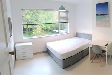 4 bed house, Lower Road, Lenton Abbey, Nottingham, NG92GT - Image 1