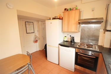 5 bed house, Rolleston Drive, Lenton, Nottingham, NG71JT - Image 8