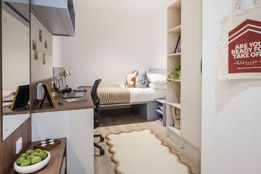 Classic 4 Bed Ensuite - Image 2