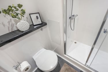 Premium Ensuite - Image 4