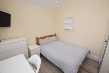 6 bed house, Rothesay Avenue, Radford, Nottingham, NG71PU - Image 7
