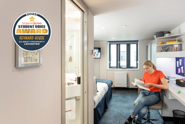 Platinum En-suite Serviced Apartment - Image 1