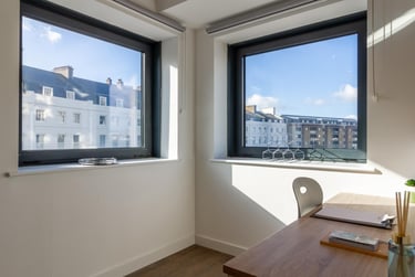 Premium Studio at Saltwater Place, Notte Street, The Hoe, Plymouth, PL12RQ - Image 7