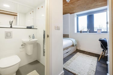 Standard Single Ensuite at Gillows, 23-25 North Road, City Centre, Lancaster, LA11NS - Image 4