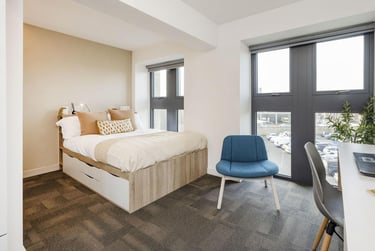 Superior Ensuite at Gillows, 23-25 North Road, City Centre, Lancaster, LA11NS - Image 2