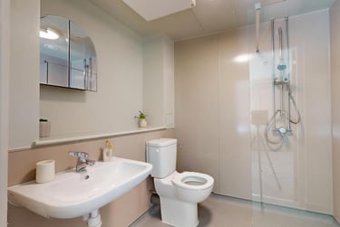 1 bed house, Ashby Road, City Centre, Loughborough, LE113AG - Image 1