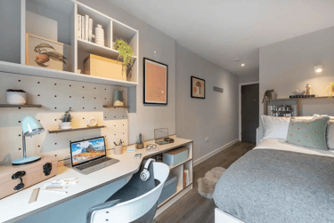 4 Bedroom Premium - Image 1