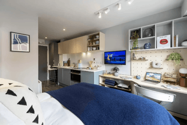 4 Bedroom Premium - Image 5