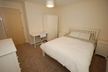 2 bed house, Cottesmore Road, Lenton, Nottingham, NG71QE - Image 2