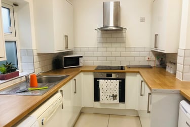 6 bed house, Pomona Street, Sharrow, Sheffield, S118JL - Image 2