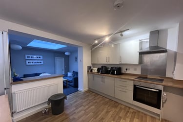4 bed house, Gilesgate (L), Gilesgate, Durham, DH11JA - Image 1