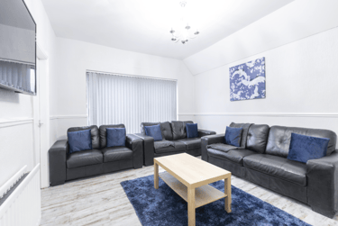 8 bed house, Beverley Road, Newland, Hull, HU67LL - Image 2
