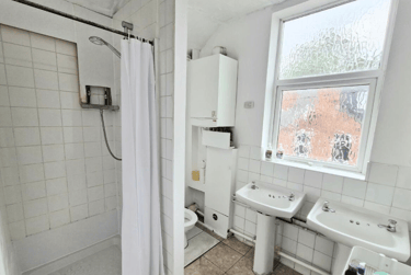 5 bed house, Radford Road, New Basford, Nottingham, NG77NQ - Image 7