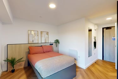 Deluxe Studio at Bridgeside, Radmarsh Road, Lenton, Nottingham, NG72TY - Image 1