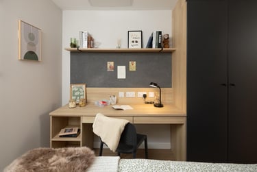 Ensuite 4 Bed Apartment at Fusion Liverpool, 5 Upper Duke Street, City Centre, Liverpool, L19DU - Image 3