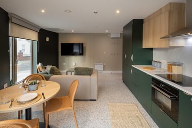 Ensuite 4 Bed Apartment at Fusion Liverpool, 5 Upper Duke Street, City Centre, Liverpool, L19DU - Image 6