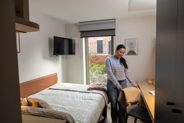 Classic Ensuite, Upper Floors - Image 4