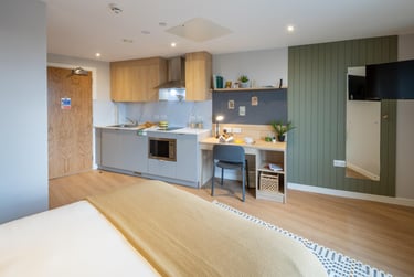Premium Studio, Standard Floors at Fusion Liverpool, 5 Upper Duke Street, City Centre, Liverpool, L19DU - Image 3