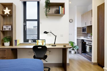 Bronze Studio Terrace - Image 12