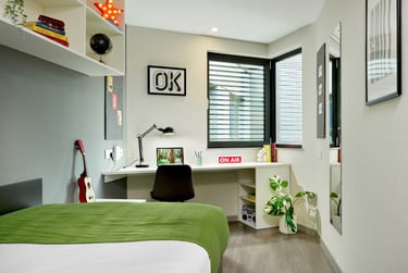 Silver Plus Ensuite - Image 13