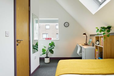 Silver Plus Ensuite at Westwood Student Mews, Marler Road, Tile Hill, Coventry, CV48PA - Image 2