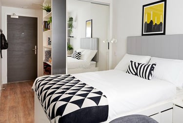 Wilde Ensuite with AC - Image 2