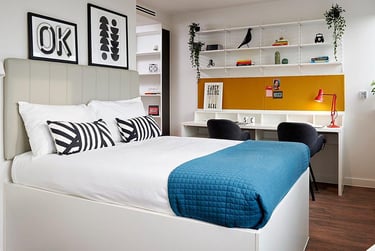 Lewis Ensuite with AC - Image 2
